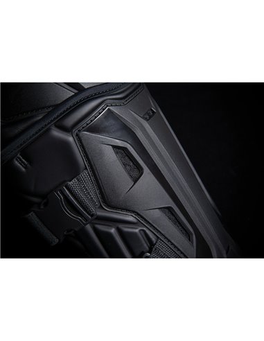 RODILLERAS DE MOTO ICON FIELD ARMOR 3 - NEGRO