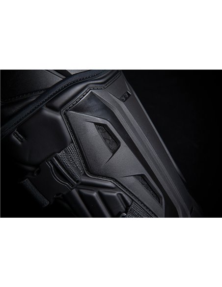 RODILLERAS DE MOTO ICON FIELD ARMOR 3 - NEGRO
