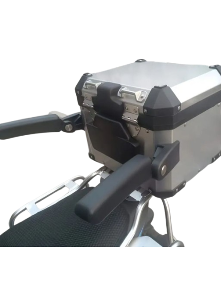 APOYABRAZOS PARA MALETA DE MOTO TRASERA