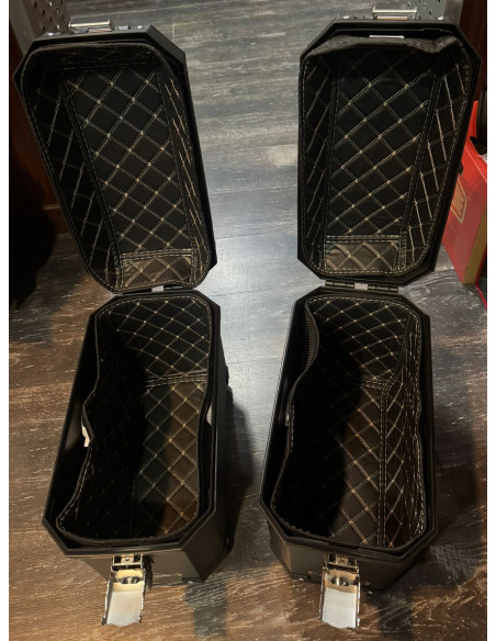 PAR DE MALETAS LATERALES DE 29 LT